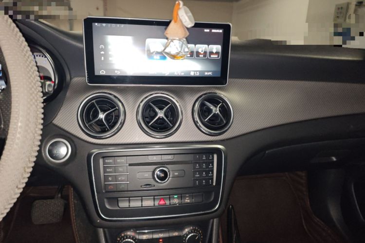 Used Mercedes-Benz GLA 2016 GLA 200 Sport Edition Audio And AC Panel