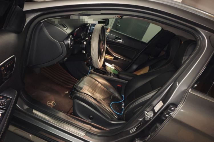 Used Mercedes-Benz GLA 2016 GLA 200 Sport Edition Driver Seat