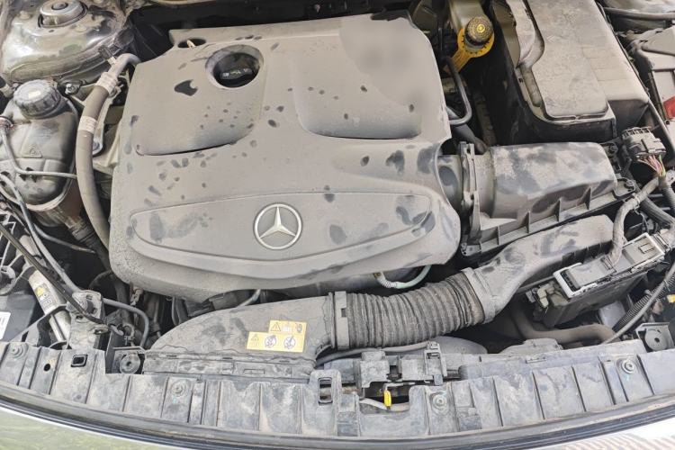 Used Mercedes-Benz GLA 2016 GLA 200 Fashion Model Engine Bay