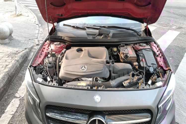 Used Mercedes-Benz GLA 2016 GLA 200 Sport Edition Engine Bay