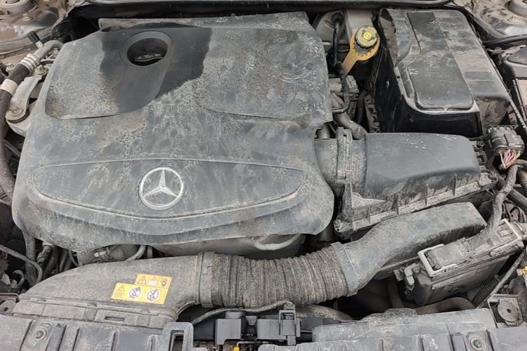 Used Mercedes-Benz GLA 2016 GLA 200 Fashion Model Engine Bay