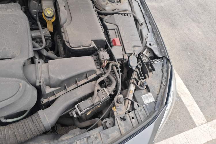 Used Mercedes-Benz GLA 2016 GLA 200 Fashion Model Engine Bay Left