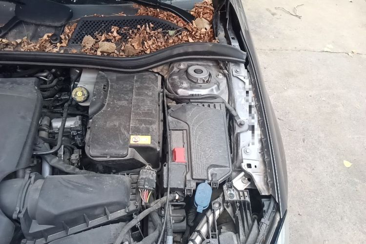 Used Mercedes-Benz GLA 2016 GLA 200 Sport Edition Engine Bay Left