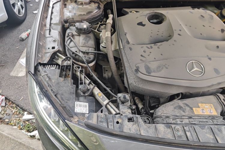 Used Mercedes-Benz GLA 2016 GLA 200 Fashion Model Engine Bay Right