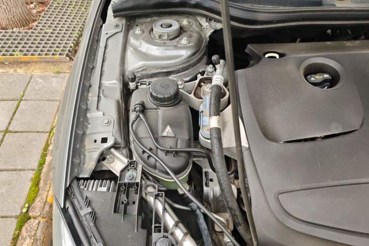 Used Mercedes-Benz GLA 2016 GLA 200 Fashion Model Engine Bay Right