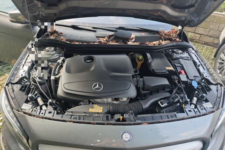 Used Mercedes-Benz GLA 2016 GLA 260 4MATIC Sport Edition Engine Bay