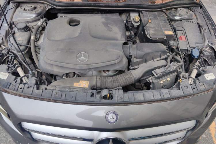 Used Mercedes-Benz GLA 2016 GLA 200 Sport Edition Engine Bay