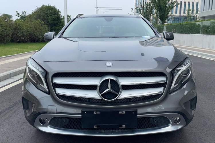 Used Mercedes-Benz GLA 2016 GLA 200 Fashion Model Exterior 1