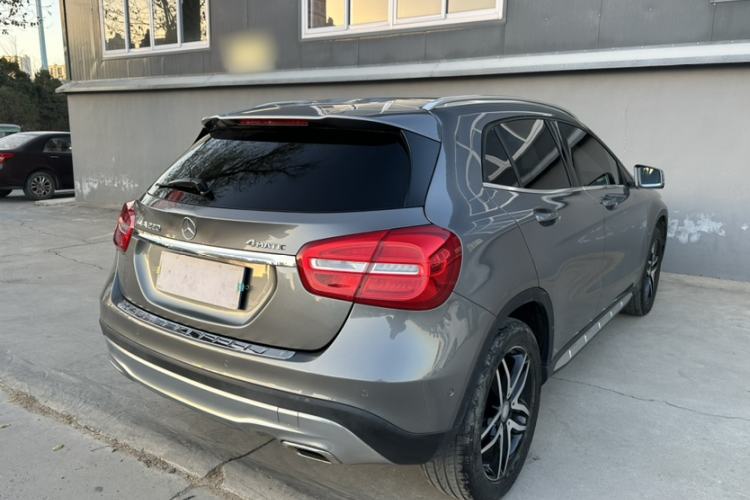 Used Mercedes-Benz GLA 2016 GLA 220 4MATIC Fashion Edition Exterior 3