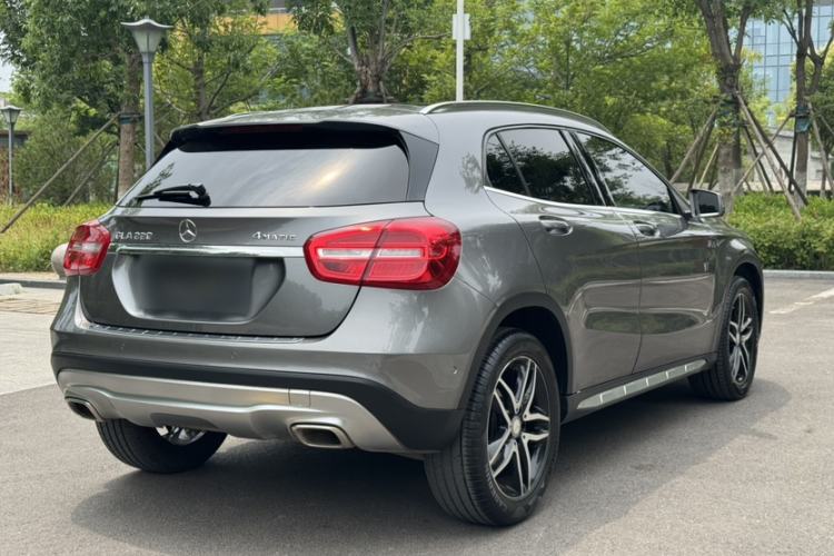 Used Mercedes-Benz GLA 2016 GLA 200 Fashion Model Exterior 3