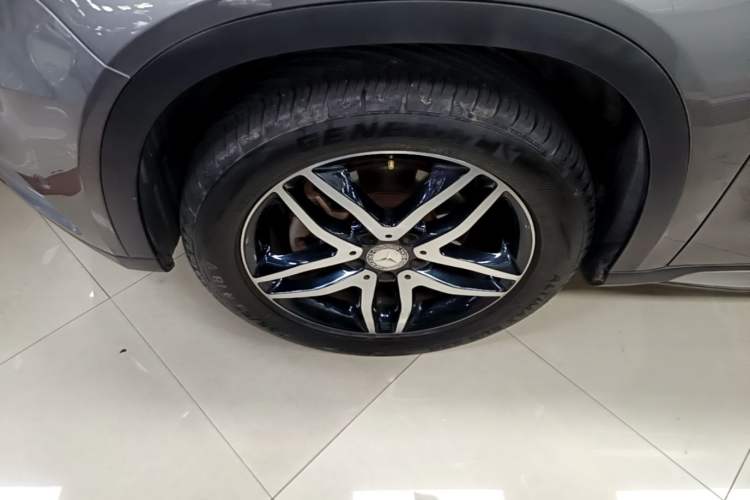Used Mercedes-Benz GLA 2016 GLA 220 4MATIC Fashion Edition Exterior 4