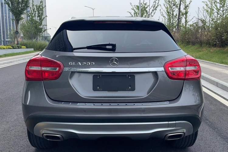 Used Mercedes-Benz GLA 2016 GLA 200 Fashion Model Exterior 4