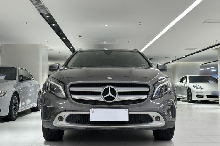 Used Mercedes-Benz GLA 2016 GLA 220 4MATIC Fashion Edition Exterior 5