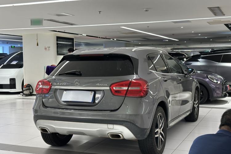 Used Mercedes-Benz GLA 2016 GLA 220 4MATIC Fashion Edition Exterior 6