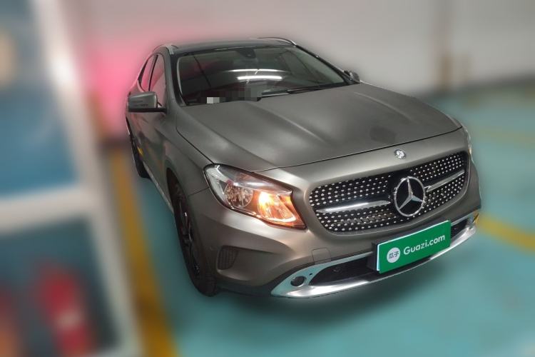 Used Mercedes-Benz GLA 2016 GLA 200 Sport Edition Front Right 45 Deg