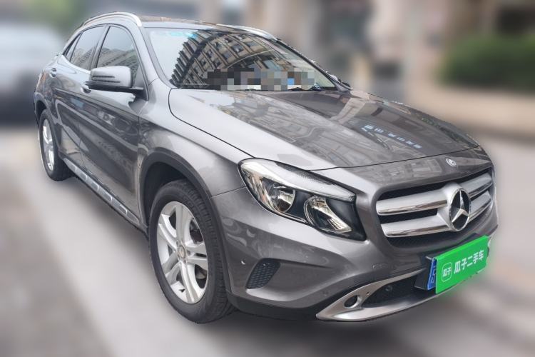 Used Mercedes-Benz GLA 2016 GLA 200 Sport Edition Front Right 45 Deg