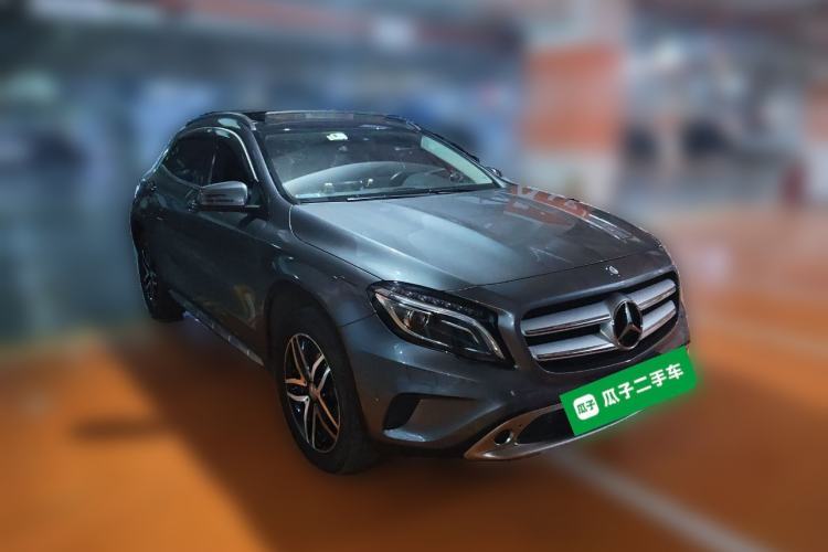 Used Mercedes-Benz GLA 2016 GLA 220 4MATIC Fashion Edition Front Right 45 Deg