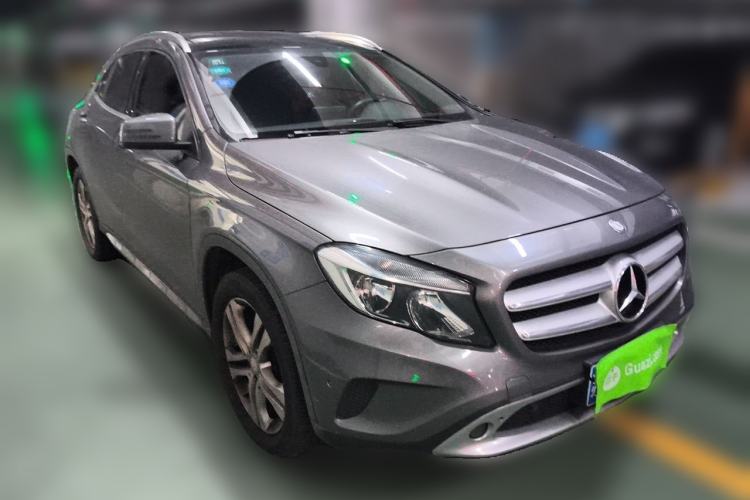 Used Mercedes-Benz GLA 2016 GLA 200 Sport Edition Front Right 45 Deg
