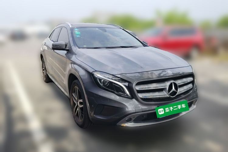 Used Mercedes-Benz GLA 2016 GLA 220 4MATIC Fashion Edition Front Right 45 Deg