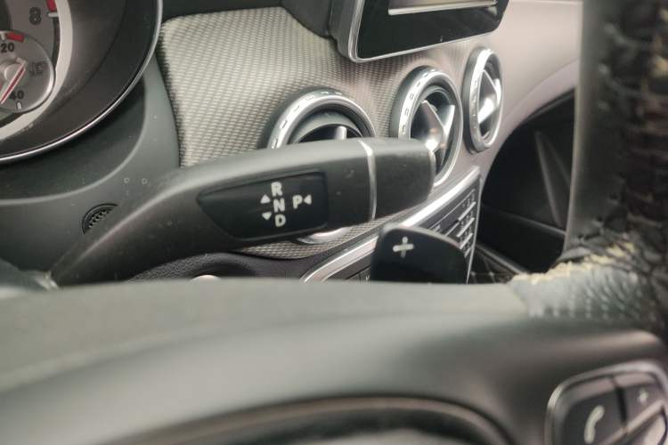 Used Mercedes-Benz GLA 2016 GLA 200 Sport Edition Gear Lever
