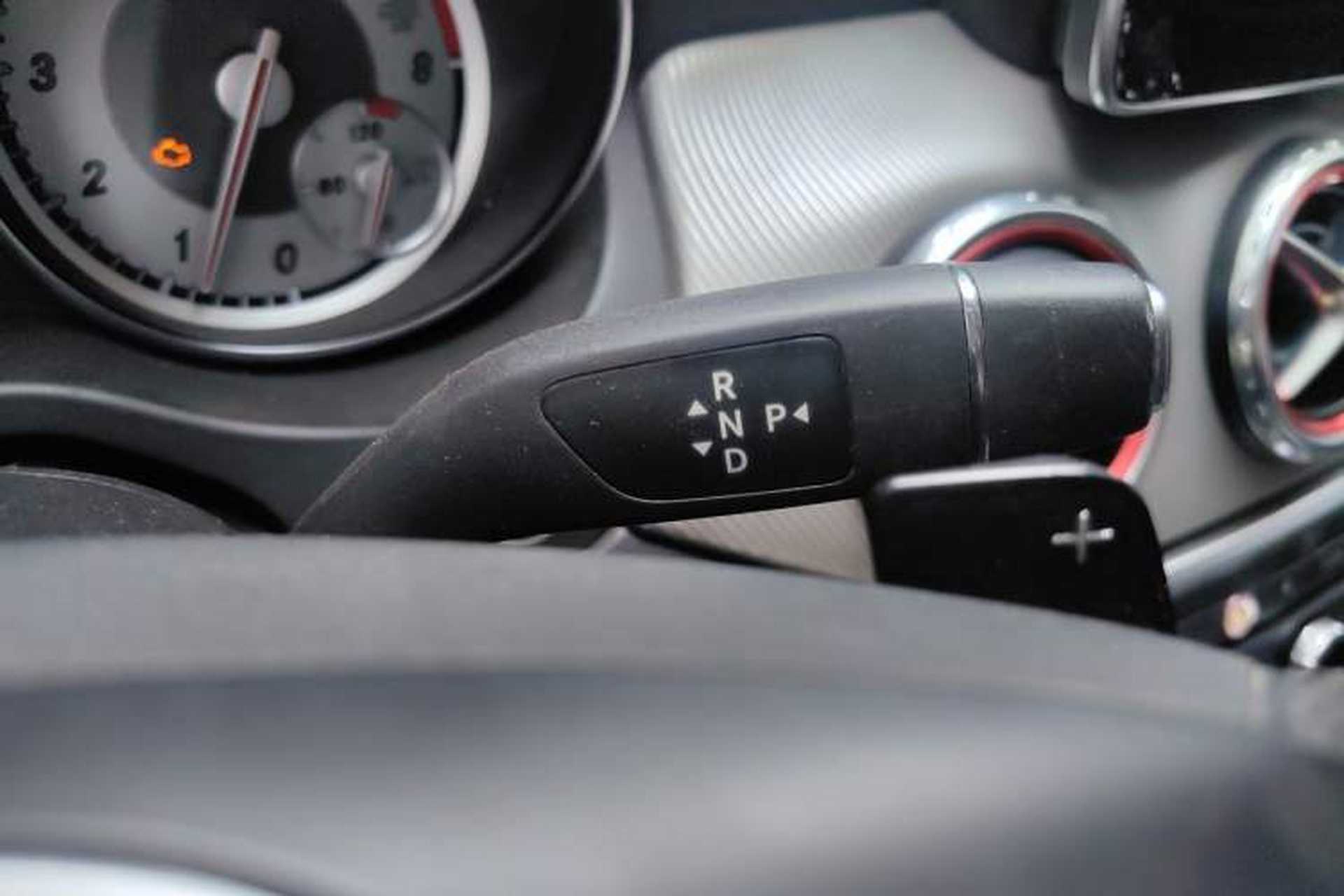 Used Mercedes-Benz GLA 2016 GLA 200 Sport Edition Gear Lever