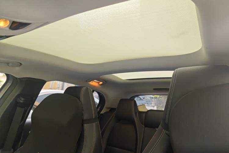 Used Mercedes-Benz GLA 2016 GLA 200 Fashion Model Headliner