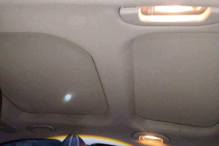 Used Mercedes-Benz GLA 2016 GLA 200 Sport Edition Headliner