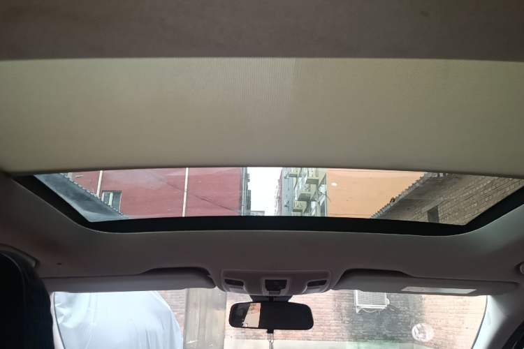 Used Mercedes-Benz GLA 2016 GLA 200 Sport Edition Headliner