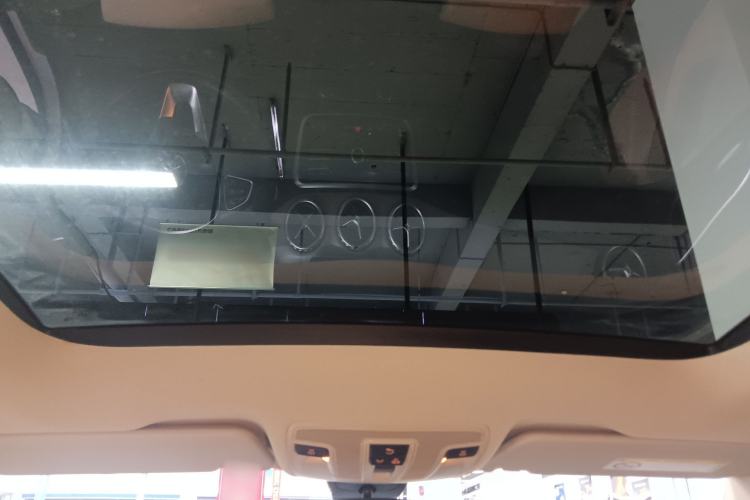 Used Mercedes-Benz GLA 2016 GLA 220 4MATIC Fashion Edition Headliner