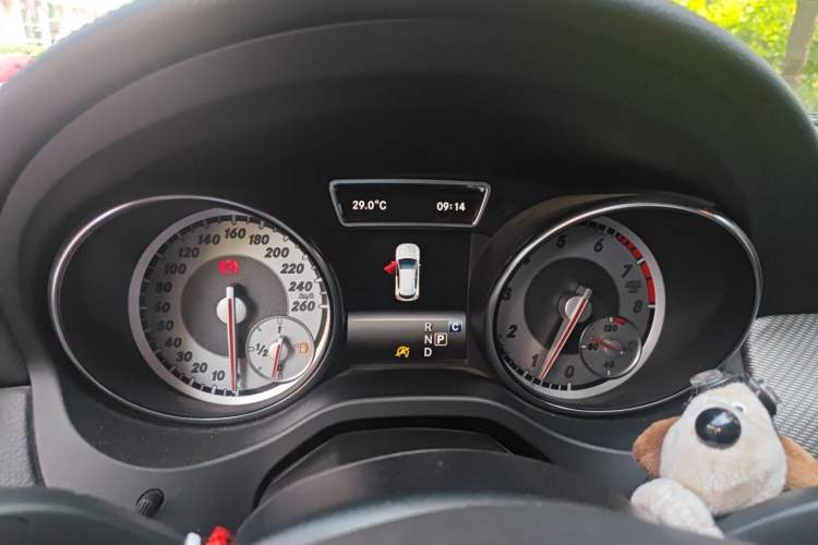 Used Mercedes-Benz GLA 2016 GLA 200 Fashion Model Instrument Cluster