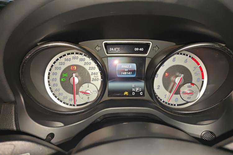 Used Mercedes-Benz GLA 2016 GLA 220 4MATIC Fashion Edition Instrument Cluster