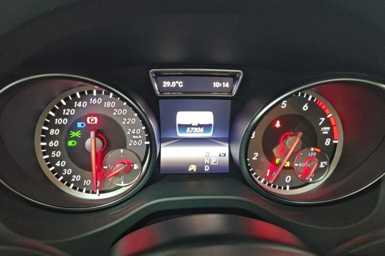 Used Mercedes-Benz GLA 2016 GLA 200 Sport Edition Instrument Cluster
