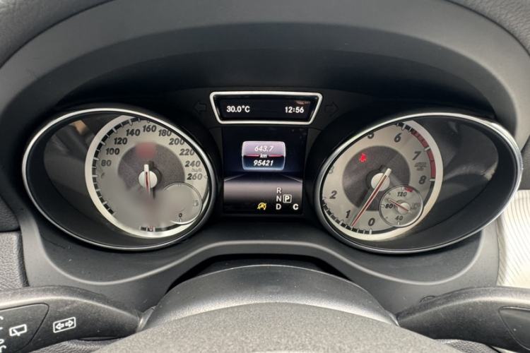 Used Mercedes-Benz GLA 2016 GLA 200 Fashion Model Instrument Cluster