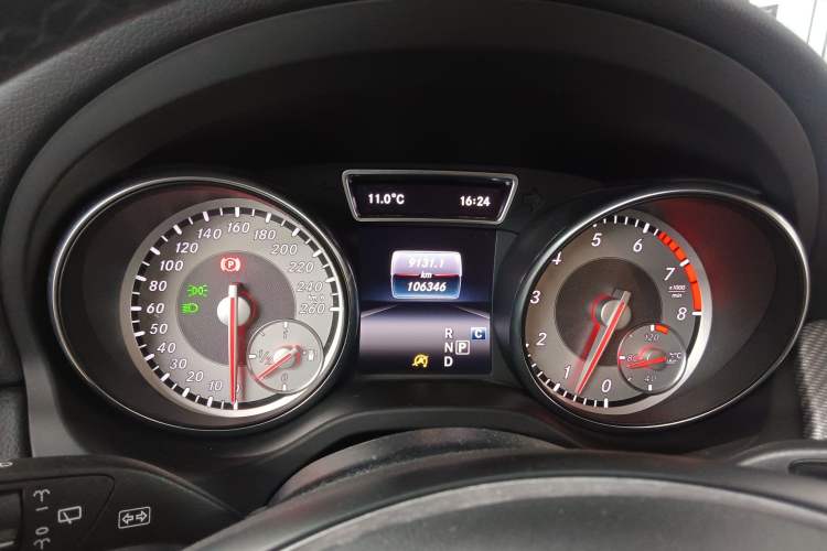 Used Mercedes-Benz GLA 2016 GLA 220 4MATIC Fashion Edition Instrument Cluster