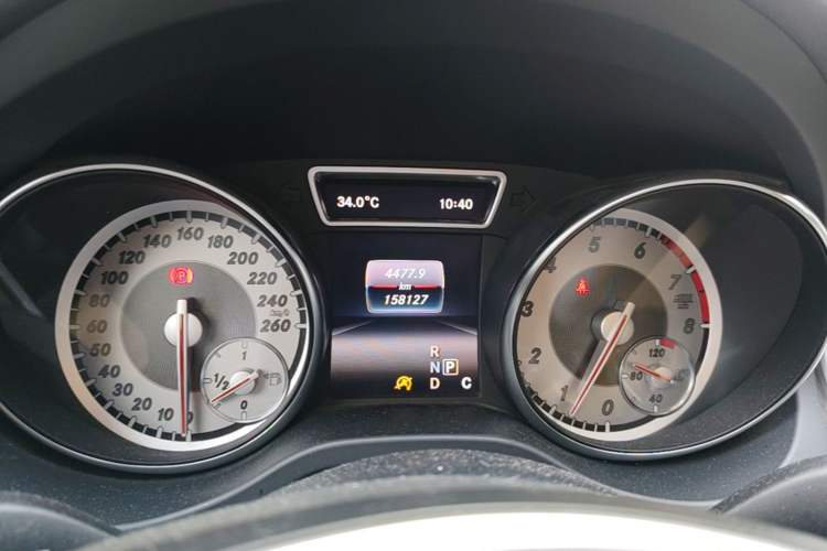 Used Mercedes-Benz GLA 2016 GLA 220 4MATIC Fashion Edition Instrument Cluster