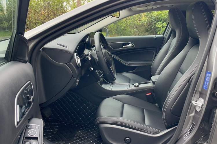 Used Mercedes-Benz GLA 2016 GLA 200 Fashion Model Interior 2
