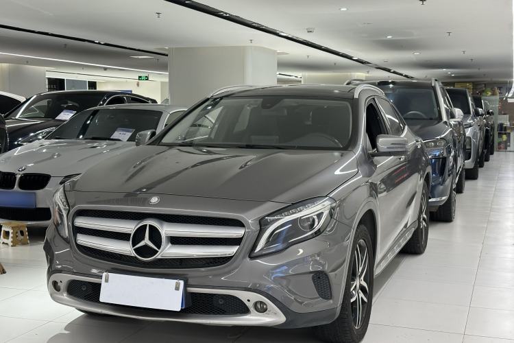 Used Mercedes-Benz GLA 2016 GLA 220 4MATIC Fashion Edition Guazi used car, China used car export, Used car for sale, Used  cars, Cheapest cars for sale