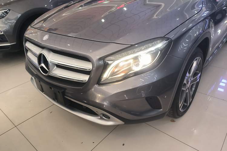 Used Mercedes-Benz GLA 2016 GLA 220 4MATIC Luxury Model Left Front Headlight