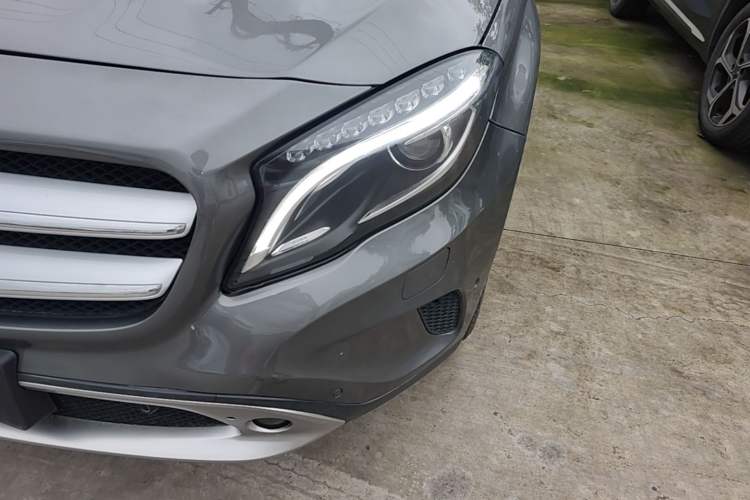Used Mercedes-Benz GLA 2016 GLA 200 Fashion Model Left Front Headlight