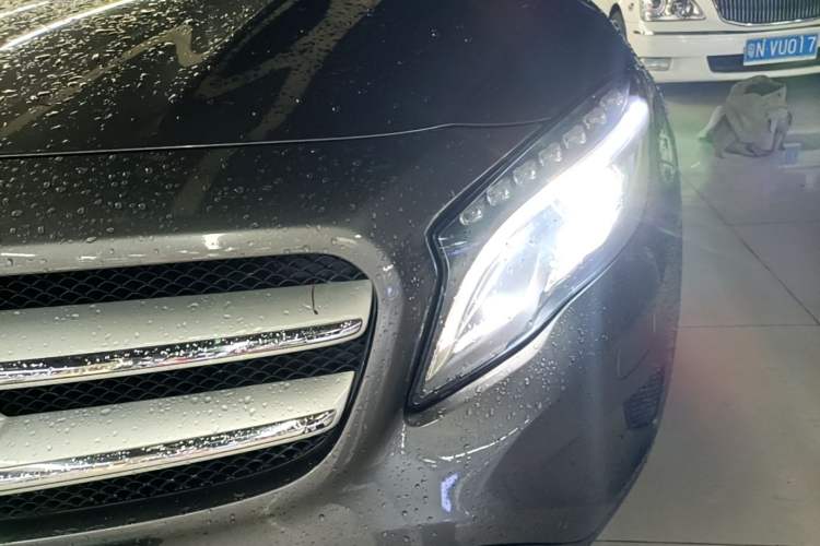 Used Mercedes-Benz GLA 2016 GLA 220 4MATIC Fashion Edition Left Front Headlight