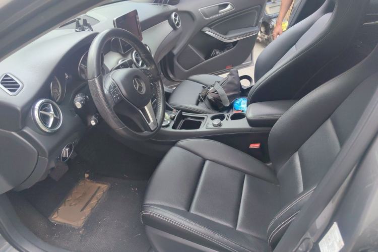 Used Mercedes-Benz GLA 2016 GLA 200 Sport Edition Left Front Seat