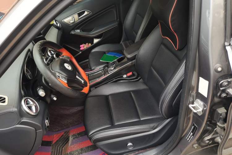 Used Mercedes-Benz GLA 2016 GLA 220 4MATIC Luxury Model Left Front Seat