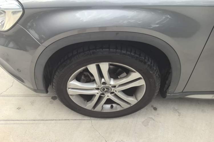 Used Mercedes-Benz GLA 2016 GLA 200 Sport Edition Left Front Wheel Hub