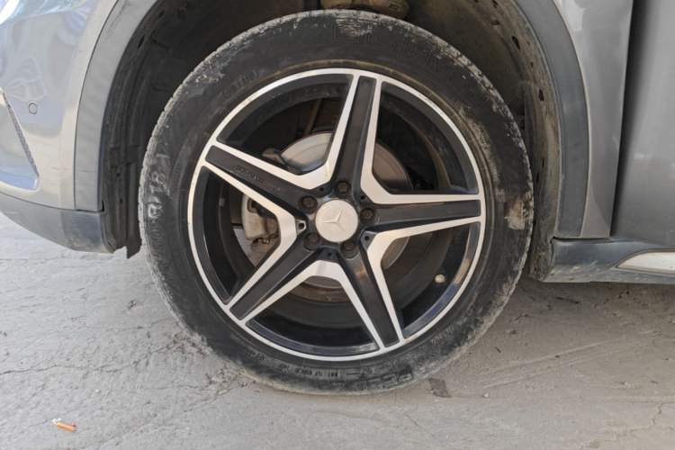 Used Mercedes-Benz GLA 2016 GLA 200 Sport Edition Left Front Wheel Hub