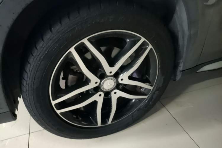 Used Mercedes-Benz GLA 2016 GLA 220 4MATIC Fashion Edition Left Front Wheel Hub