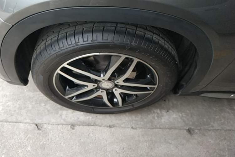 Used Mercedes-Benz GLA 2016 GLA 200 Fashion Model Left Front Wheel Hub
