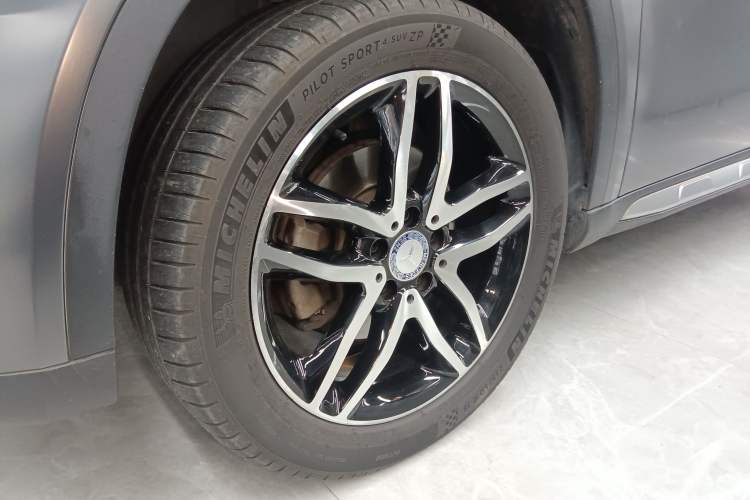 Used Mercedes-Benz GLA 2016 GLA 220 4MATIC Fashion Edition Left Front Wheel Hub