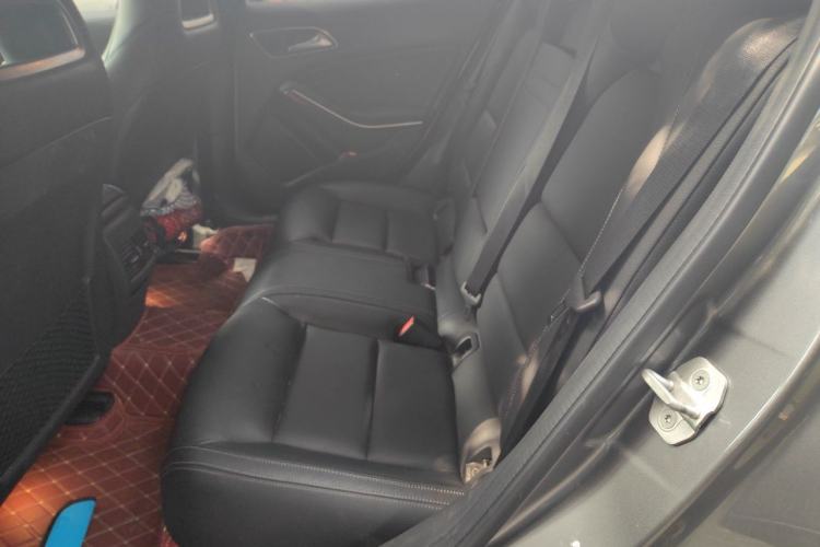 Used Mercedes-Benz GLA 2016 GLA 260 4MATIC Sport Edition Left Rear Seat