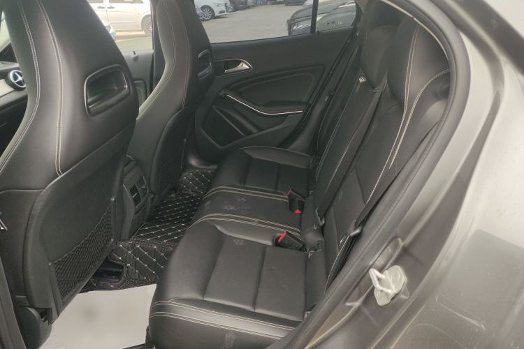 Used Mercedes-Benz GLA 2016 GLA 200 Sport Edition Left Rear Seat