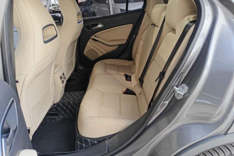Used Mercedes-Benz GLA 2016 GLA 200 Sport Edition Left Rear Seat